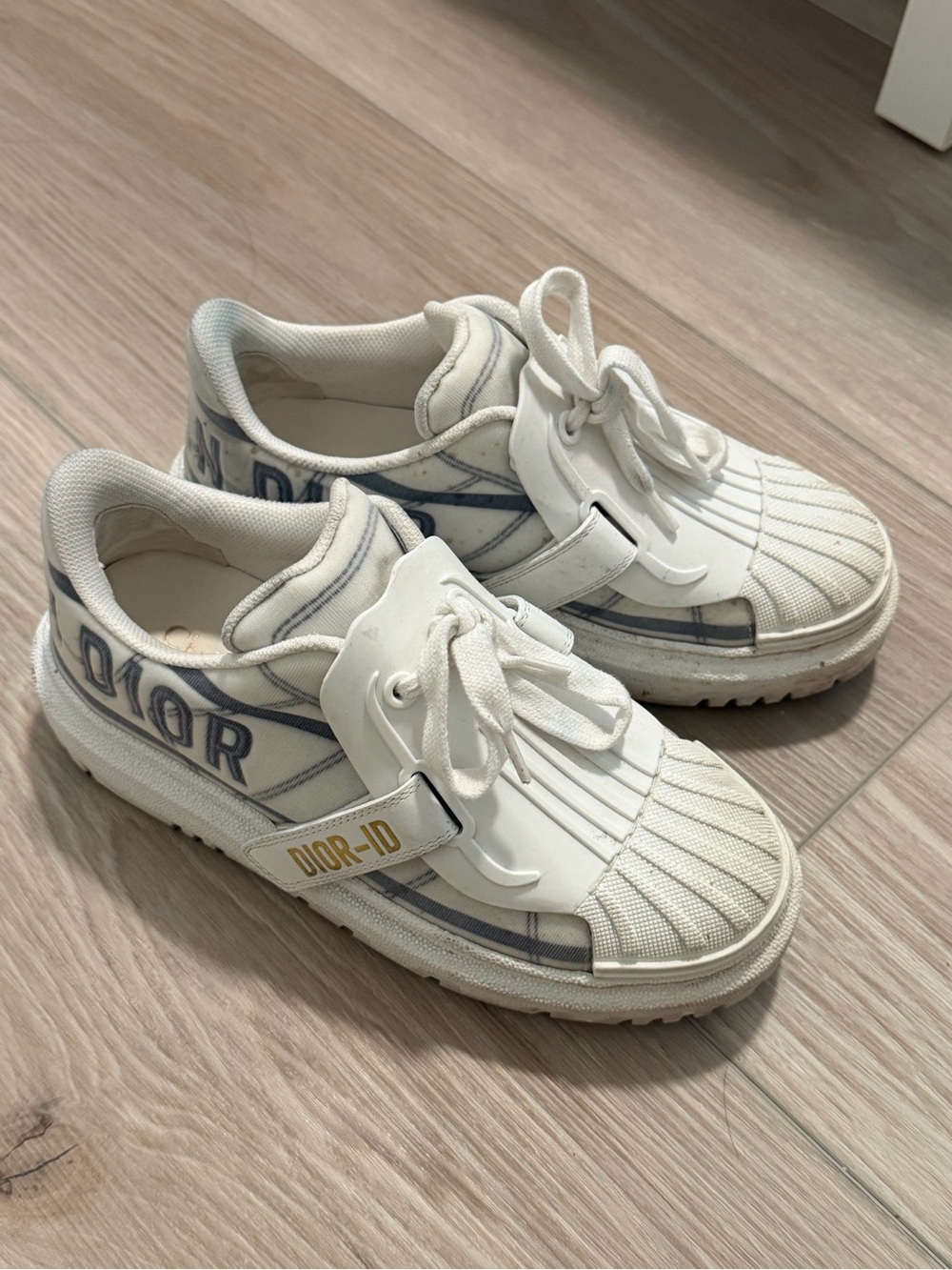 [Authentic Dior] Dior ID Sneakers White Blue